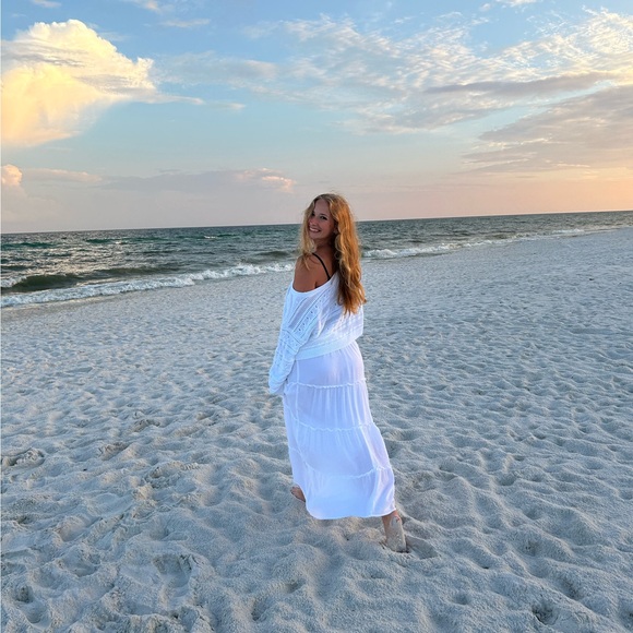 sydneyyy_webb
